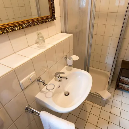 Pullman Westernstadt Otel *