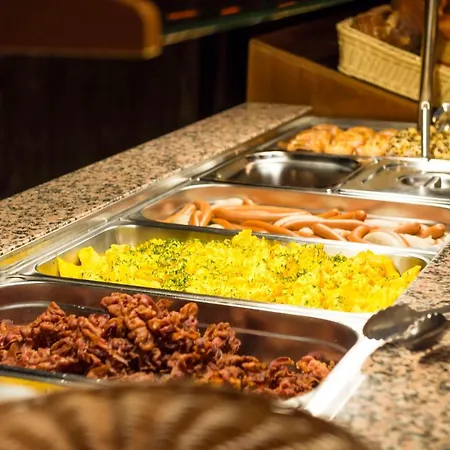 Hotel Pullman Westernstadt *