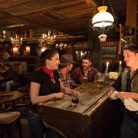 Otel Pullman Westernstadt Eging